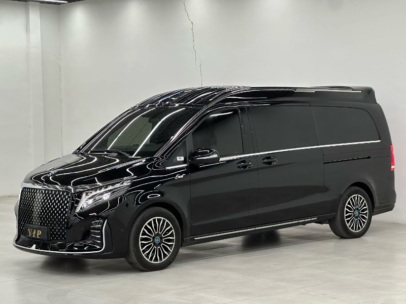 唐山24年奔驰圣母峰2