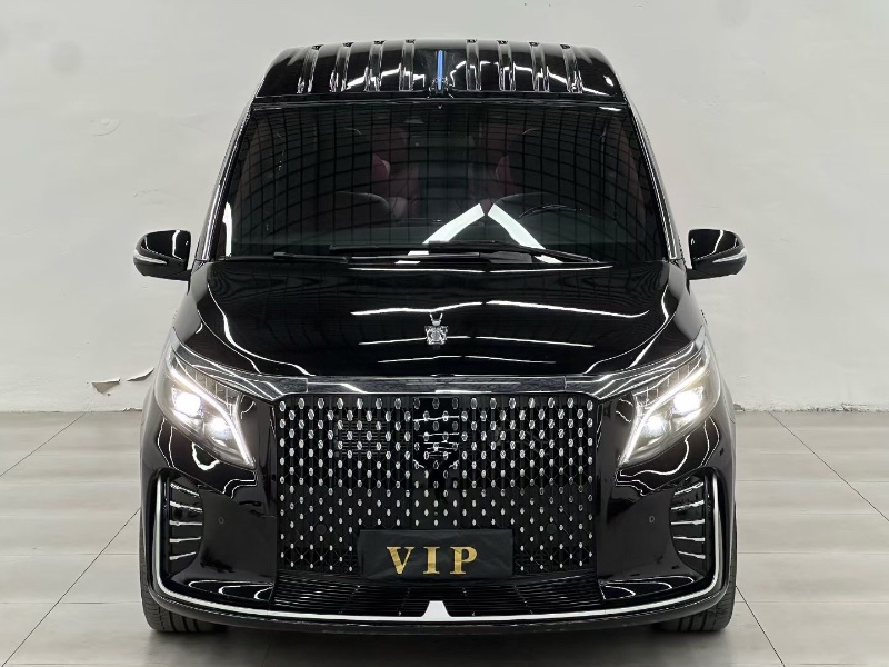 唐山24年奔驰圣母峰1