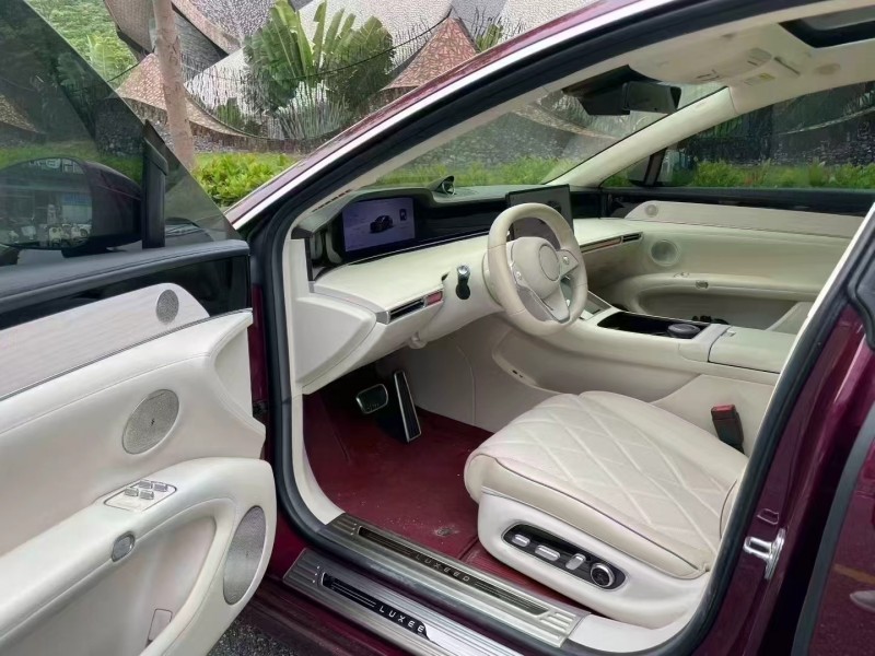 深圳24年华为智选享界6