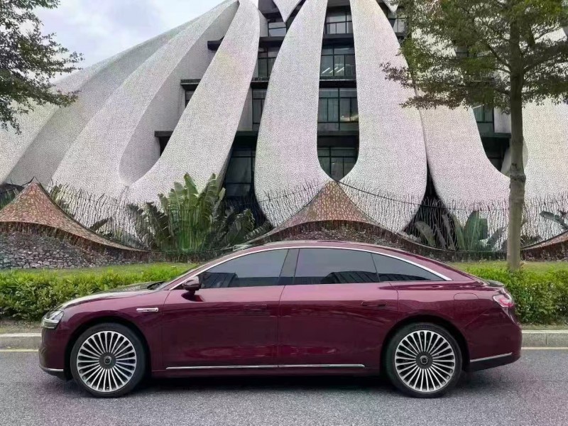 深圳24年华为智选享界8