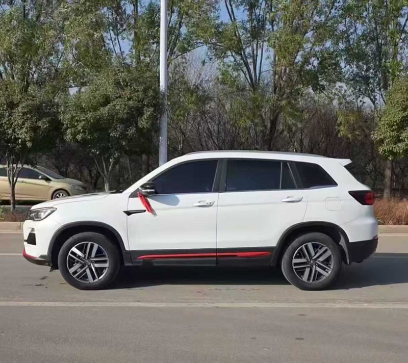 济宁22年长安汽车CS757