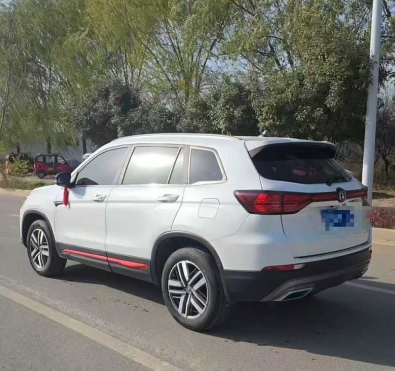 济宁22年长安汽车CS759