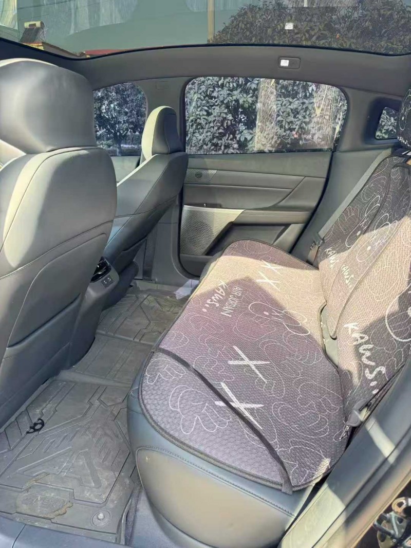 泰安25年东风奕派5