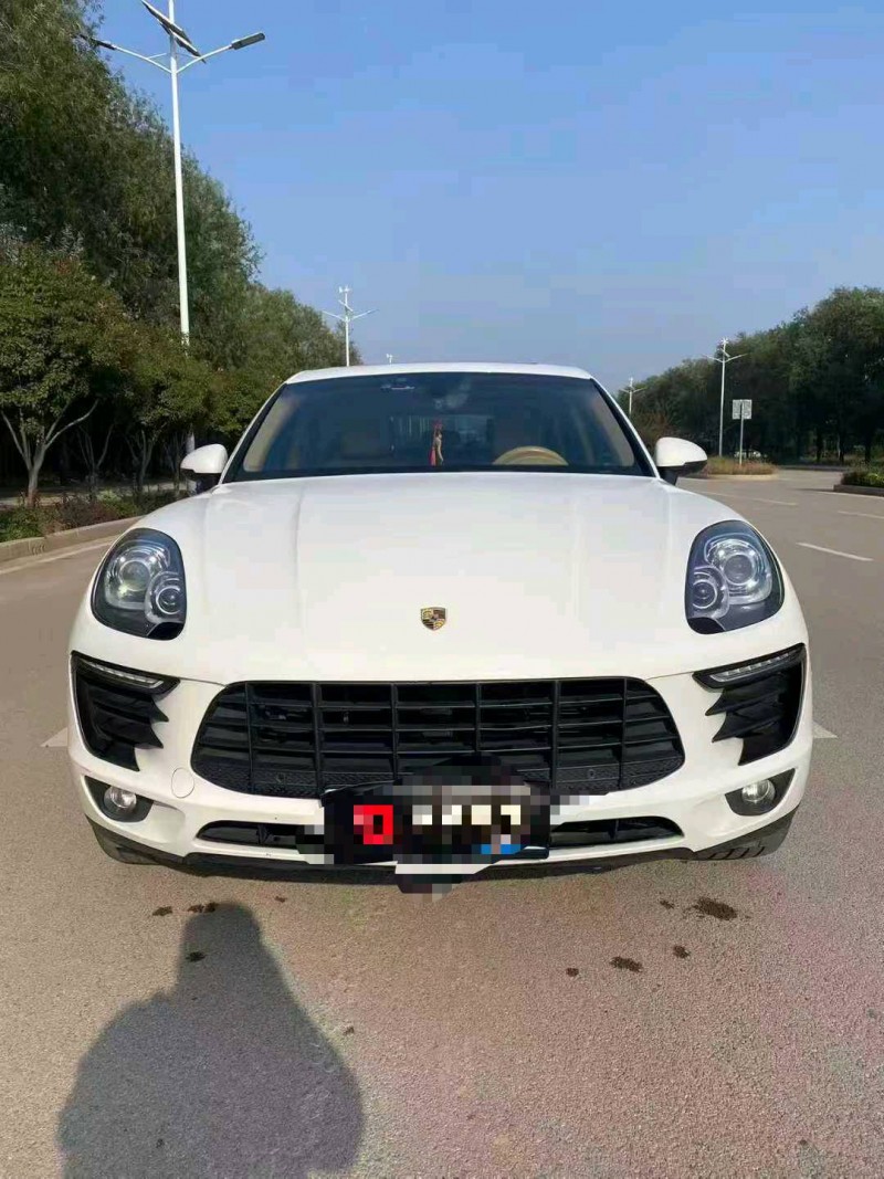 潍坊15年保时捷Macan1