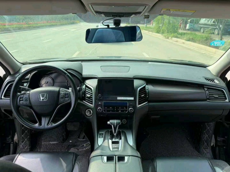 淄博18年本田冠道6