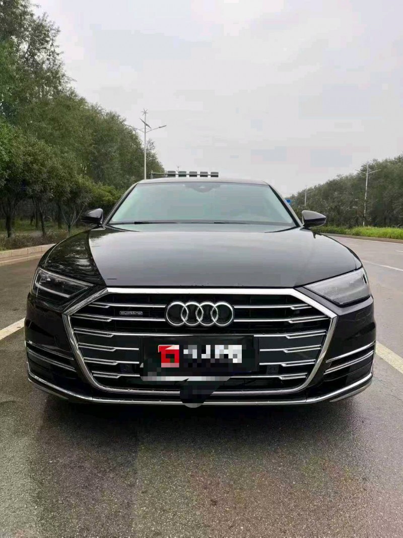枣庄21年奥迪A8L1