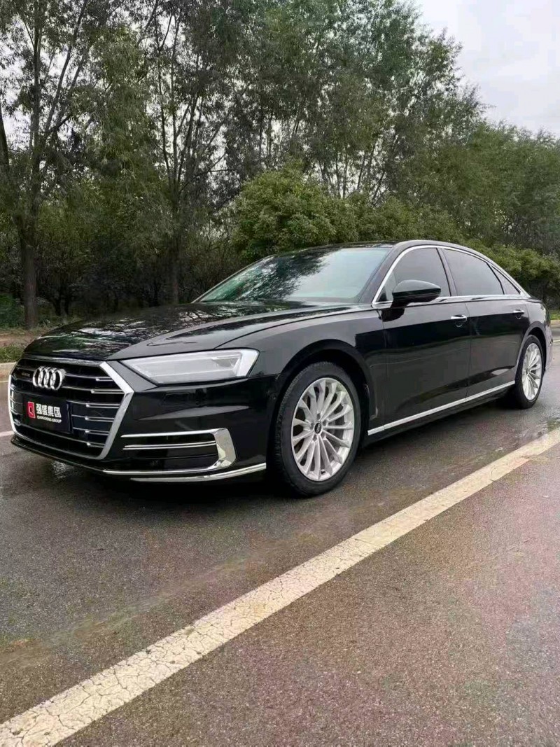 枣庄21年奥迪A8L3