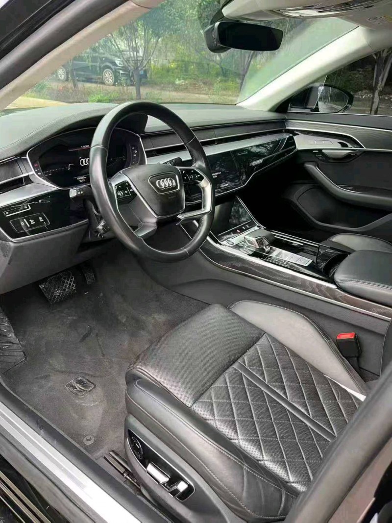 枣庄21年奥迪A8L4