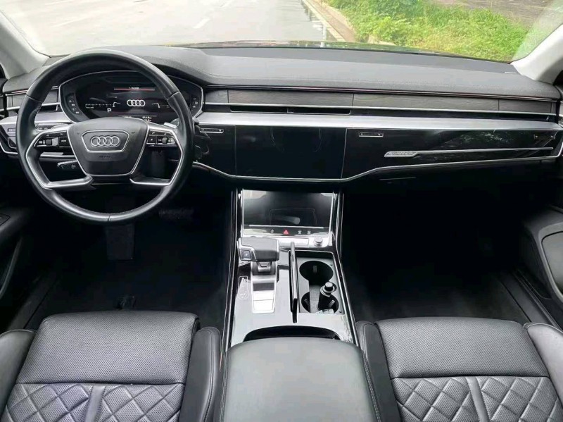 枣庄21年奥迪A8L5