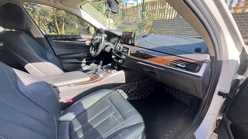 娄底18年宝马5系11