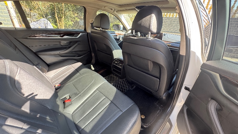 娄底18年宝马5系12