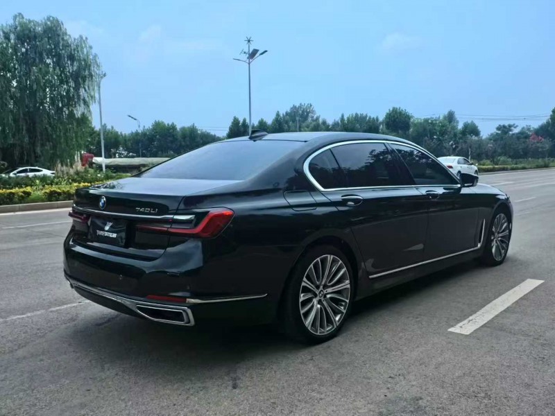 济南21年宝马7系9