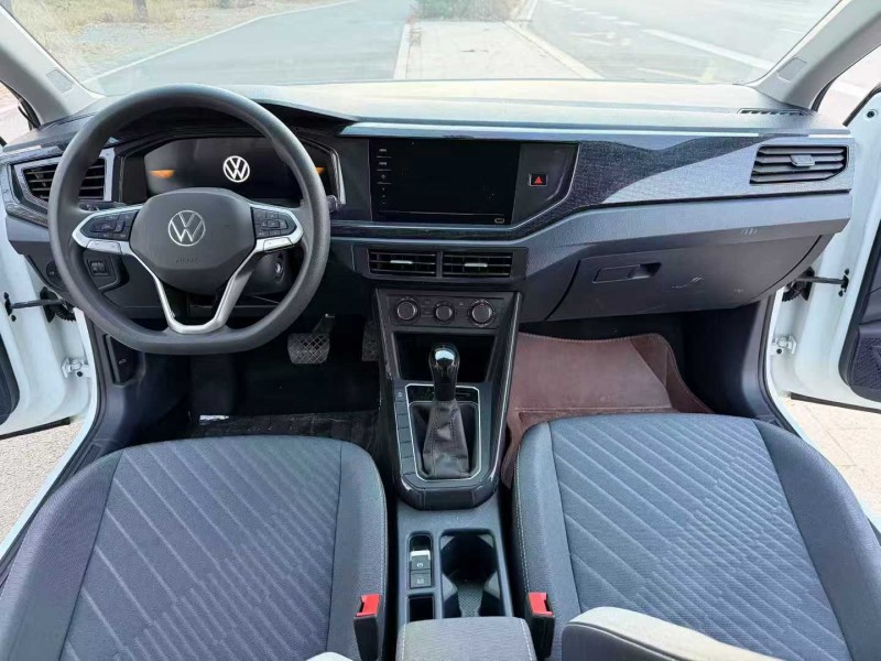 聊城25年大众朗逸7