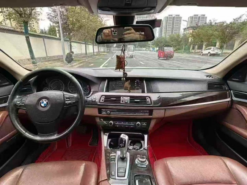 郑州17年宝马5系4