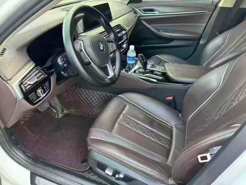 郑州21年宝马5系4