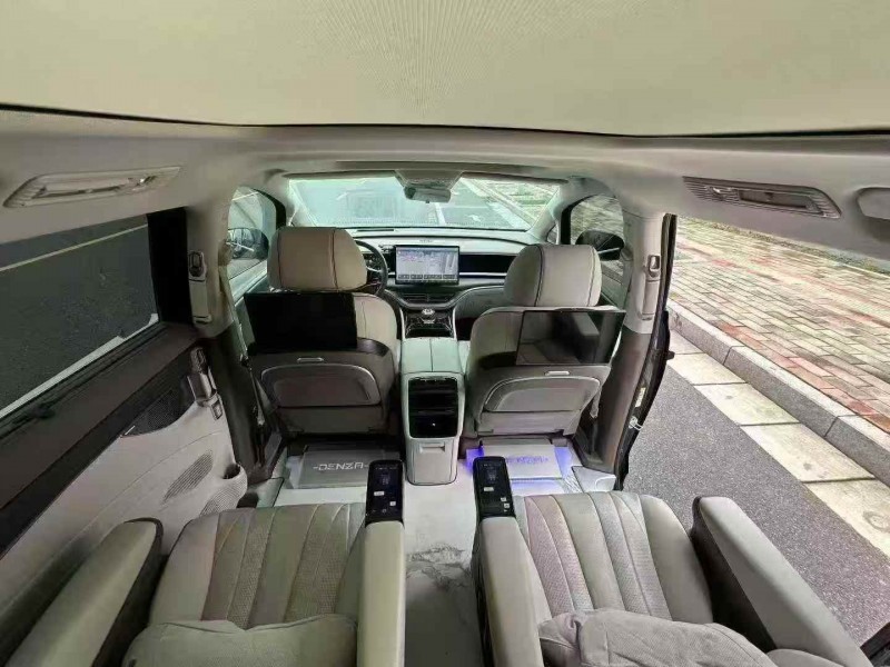 郑州23年腾势D95