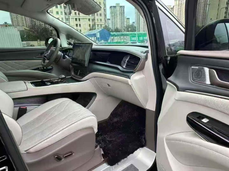 郑州23年腾势D97