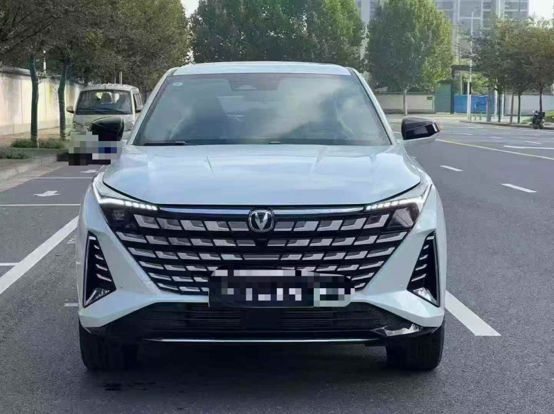 郑州25年长安汽车UNI1