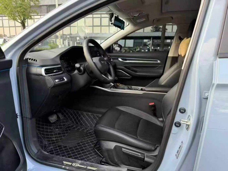 东莞23年吉利帝豪4