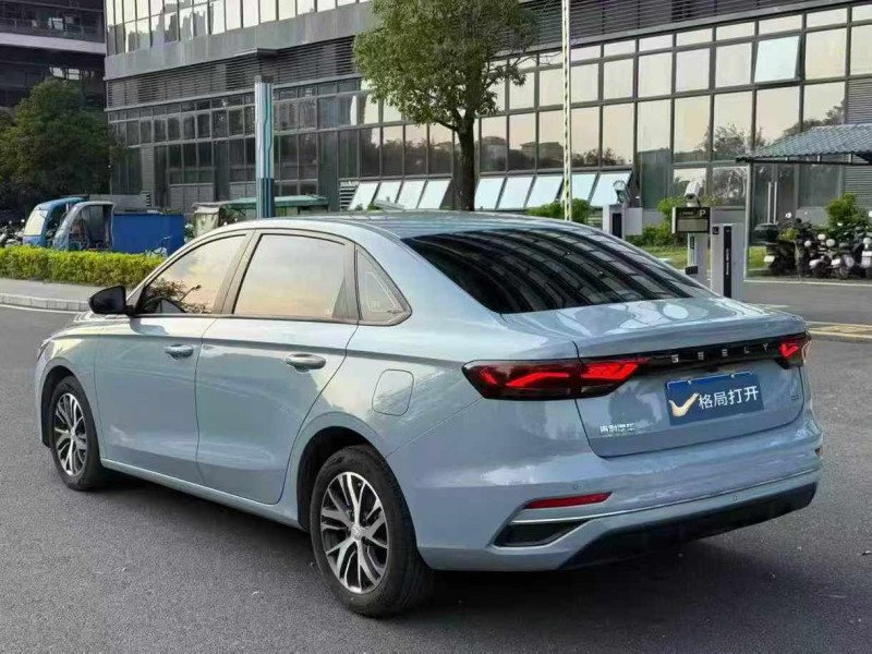 东莞23年吉利帝豪8