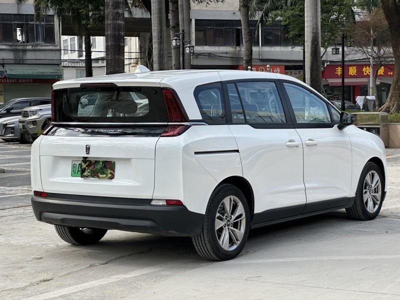 东莞24年奔腾nat8