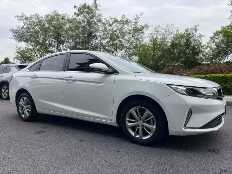 东莞20年吉利帝豪3