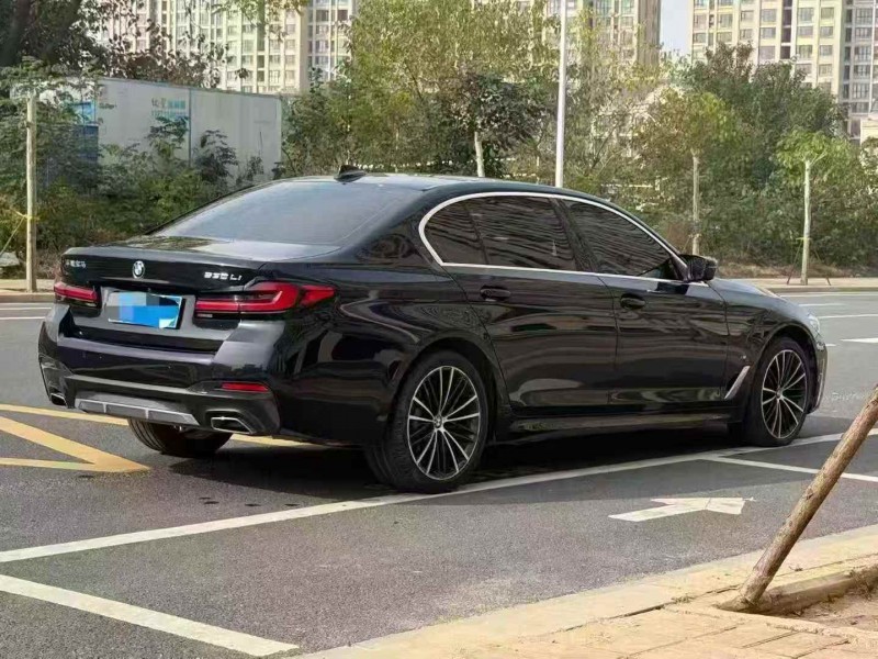 郑州22年宝马5系8