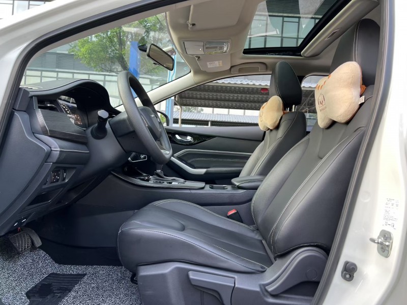 东莞23年启辰D605