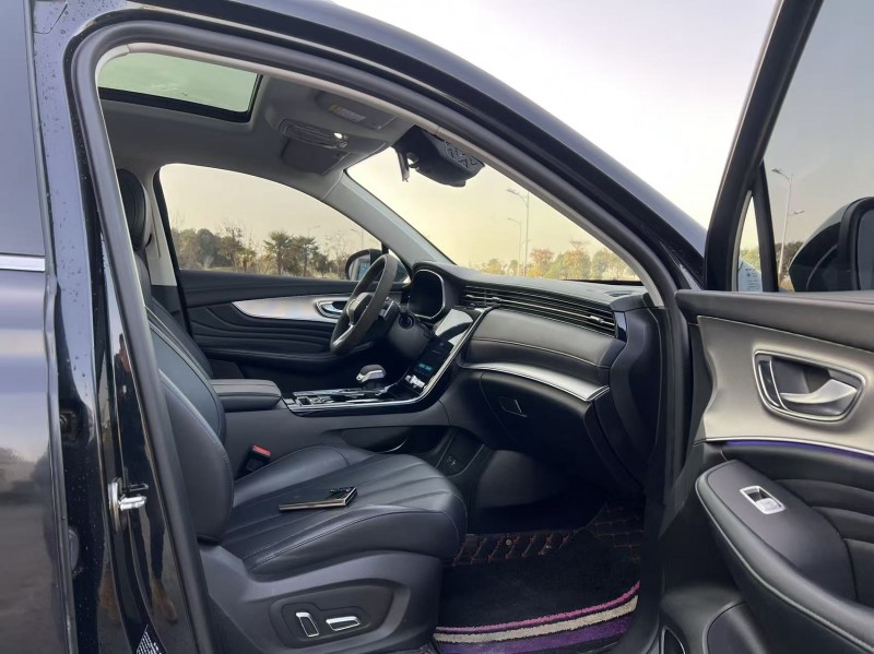 盐城21年荣威RX56