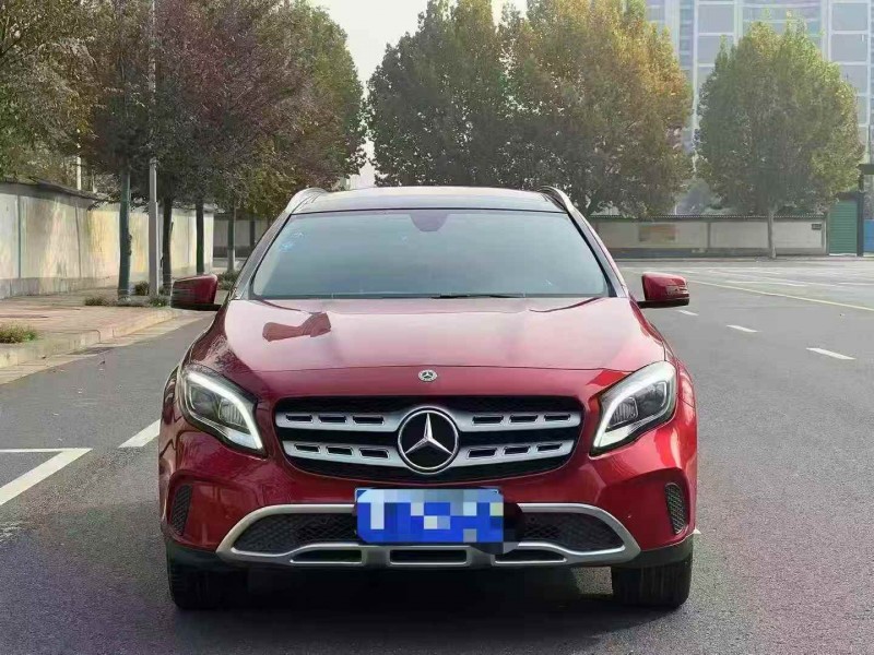 郑州18年奔驰GLA1