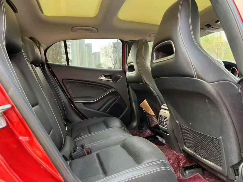 郑州18年奔驰GLA4