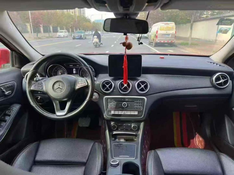 郑州18年奔驰GLA5