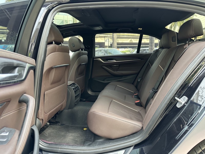 东莞21年宝马5系4