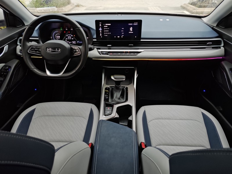 东莞22年吉利帝豪4