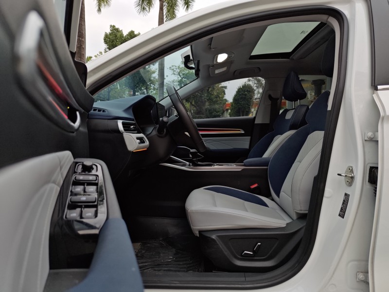 东莞22年吉利帝豪6