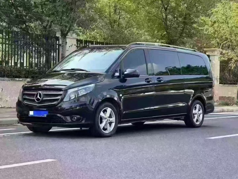 郑州18年奔驰威霆2