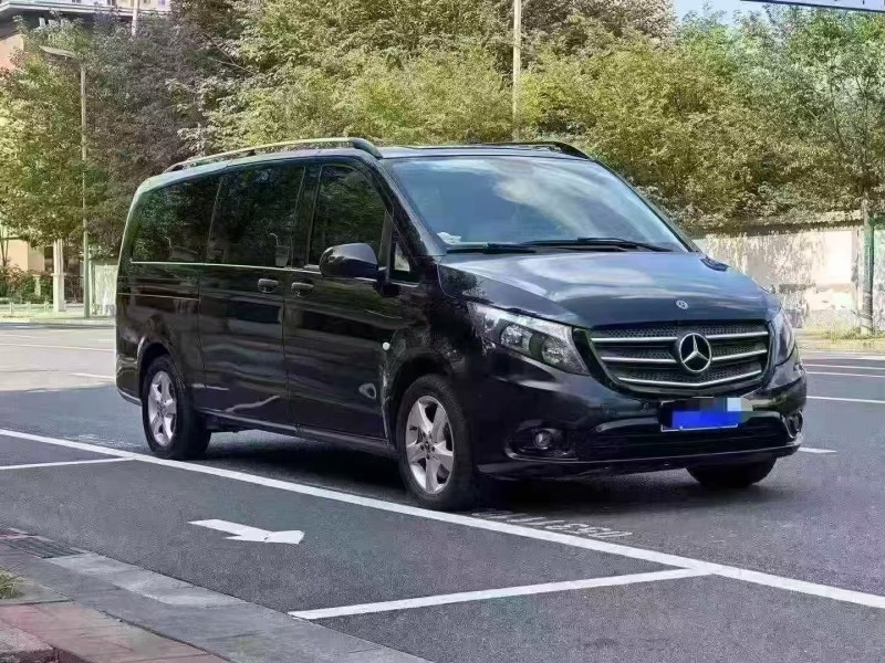 郑州18年奔驰威霆3