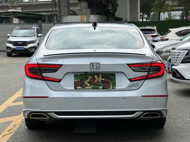 东莞23年本田雅阁9