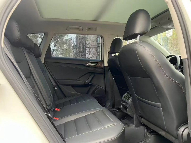 郑州20年大众探岳6