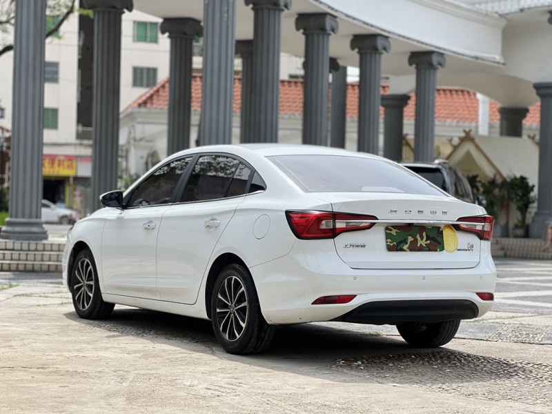 东莞21年荣威i57