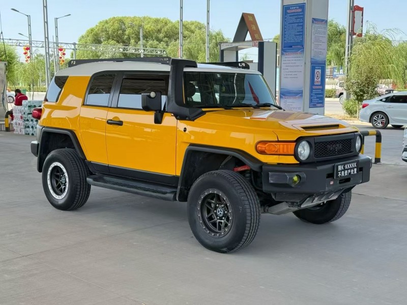 榆林20年丰田FJ2