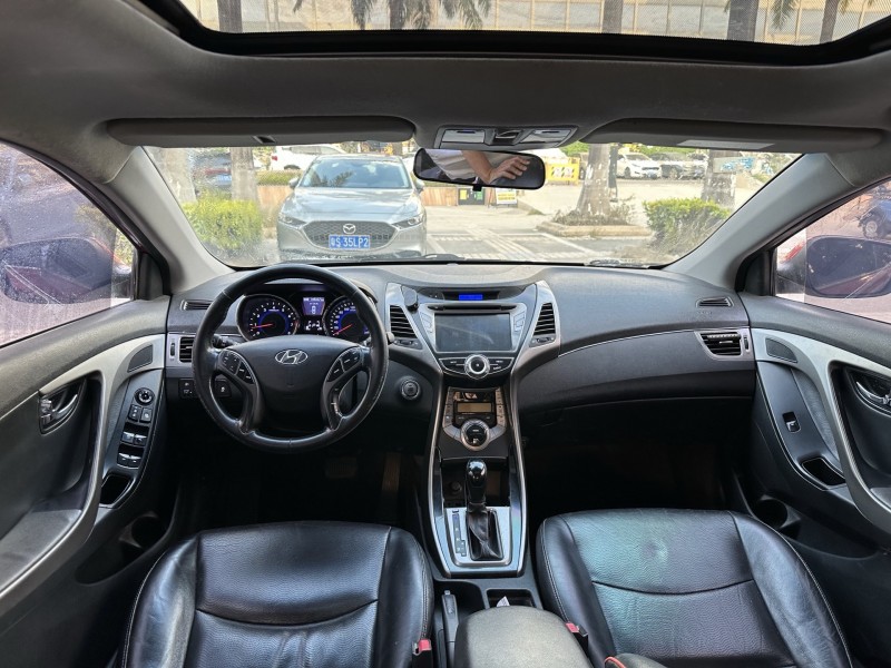 东莞13年现代朗动4