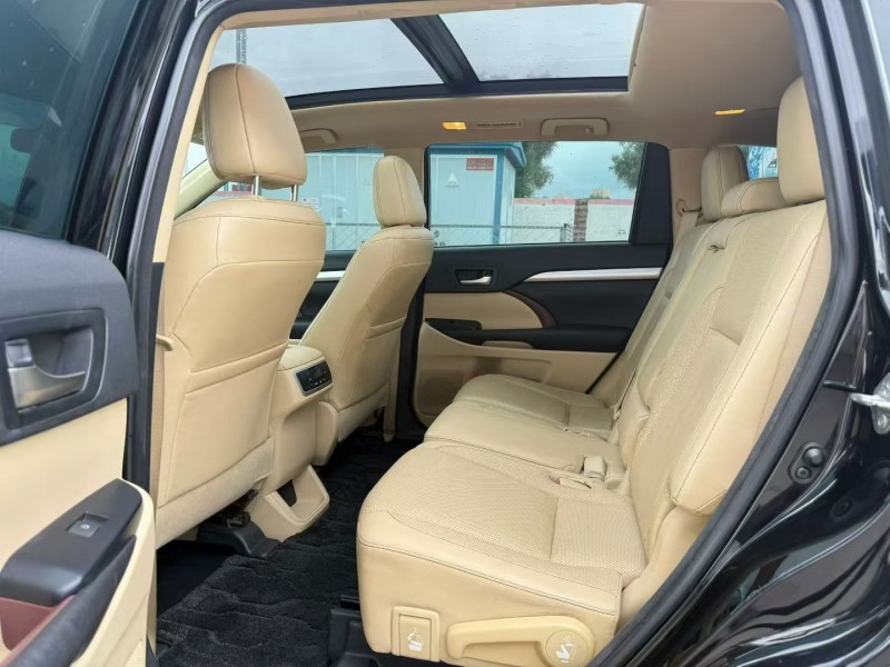 榆林16年丰田汉兰达6