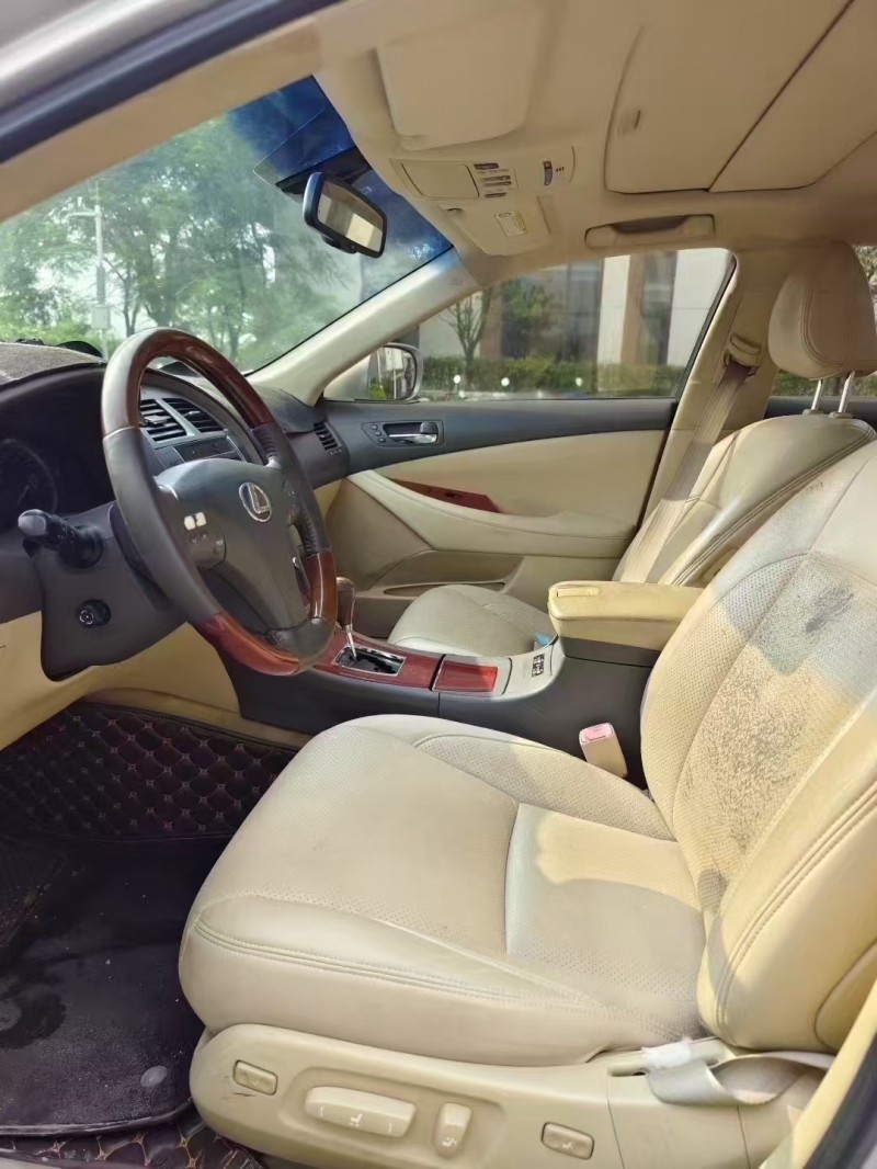 广州09年雷克萨斯ES5