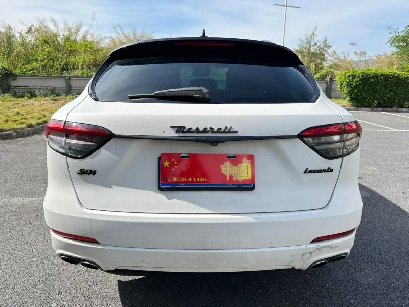 广州17年玛莎拉蒂总裁5