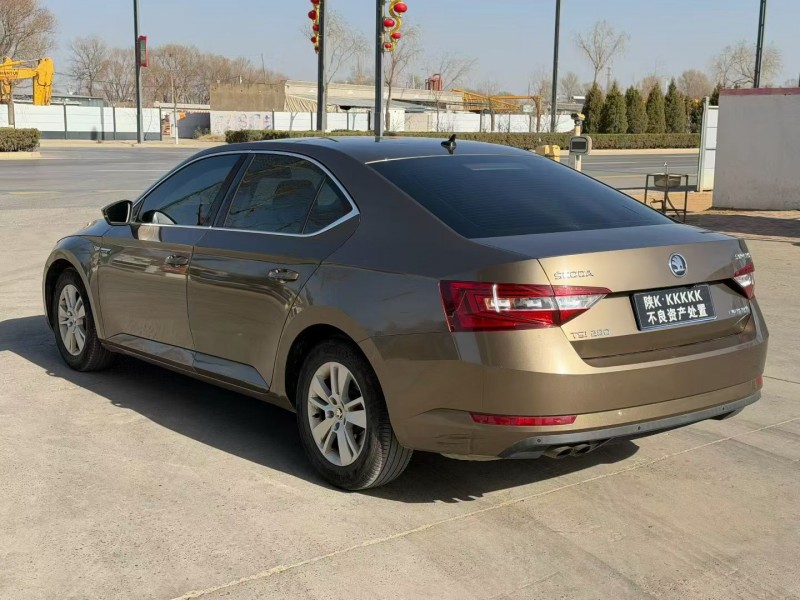 榆林17年斯柯达速派8