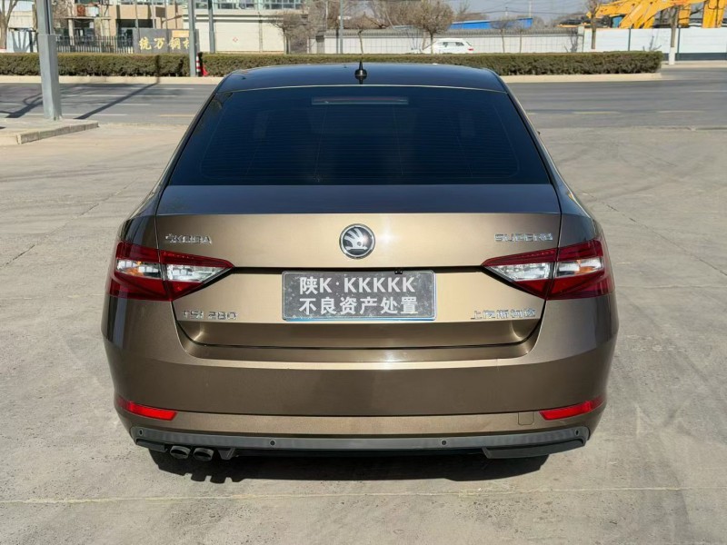 榆林17年斯柯达速派9