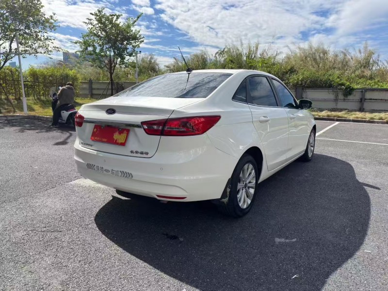 广州18年福特福睿斯9