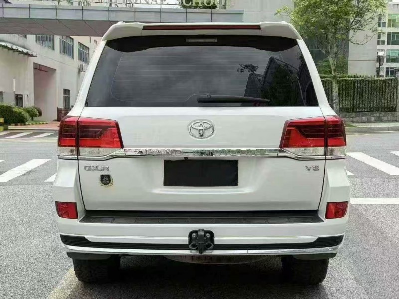 深圳20年丰田兰德酷路泽9