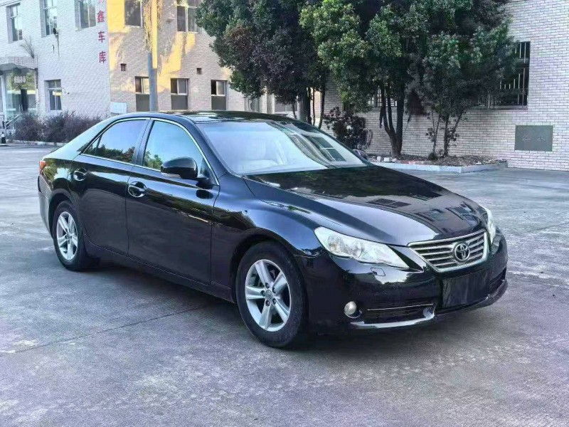 漳州12年丰田锐志2